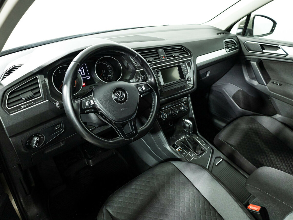 Volkswagen Tiguan б/у, 2017, Роботизированная. Фото: #8