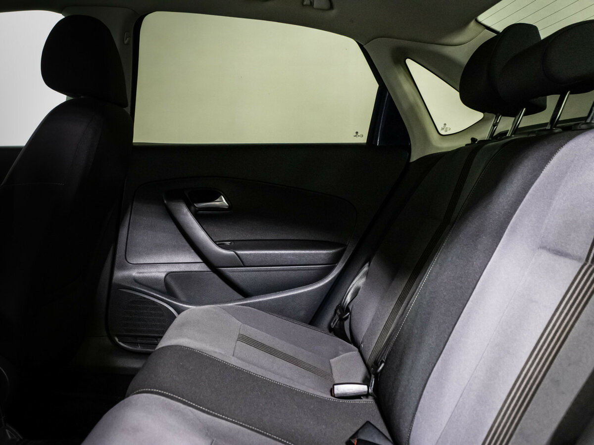 Volkswagen Polo б/у, 2016, Механическая. Фото: #12