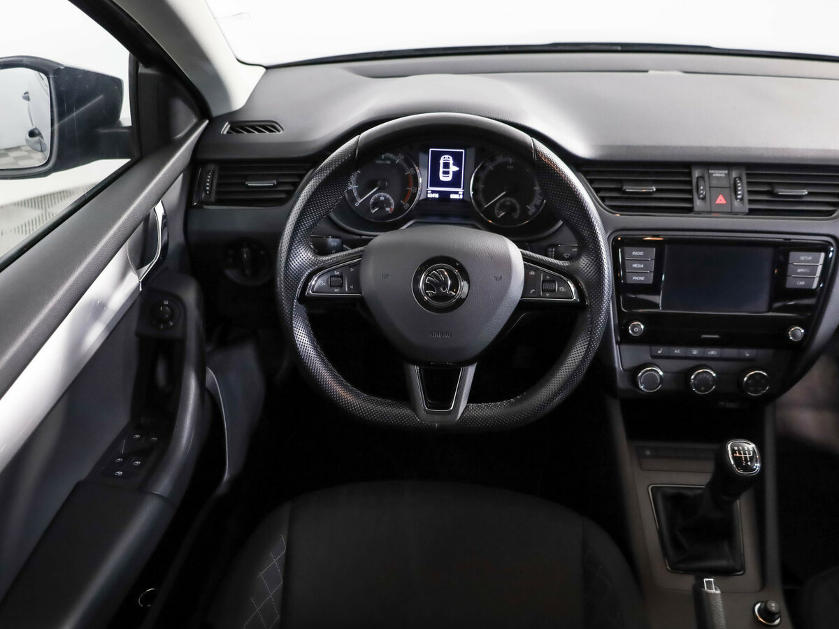 Skoda Octavia б/у, 2019, Механическая. Фото: #7