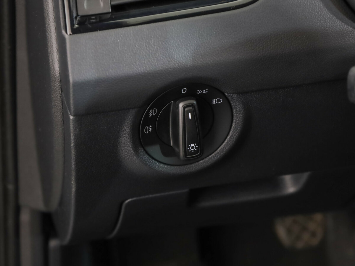 Skoda Octavia б/у, 2019, Механическая. Фото: #17