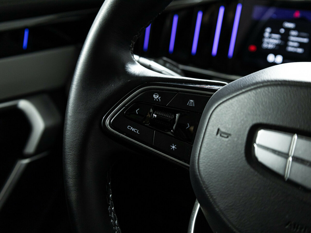 Geely Atlas б/у, 2024, Роботизированная. Фото: #18