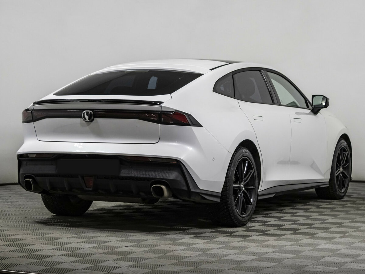 Чанган УНИ-В б/у, 2023, Роботизированная. Фото: #3