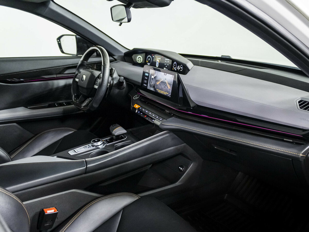 Чанган УНИ-В б/у, 2023, Роботизированная. Фото: #7