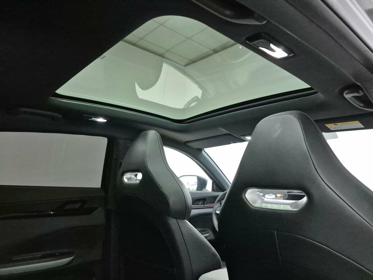 Changan UNI-V б/у, 2024, Роботизированная. Фото: #16