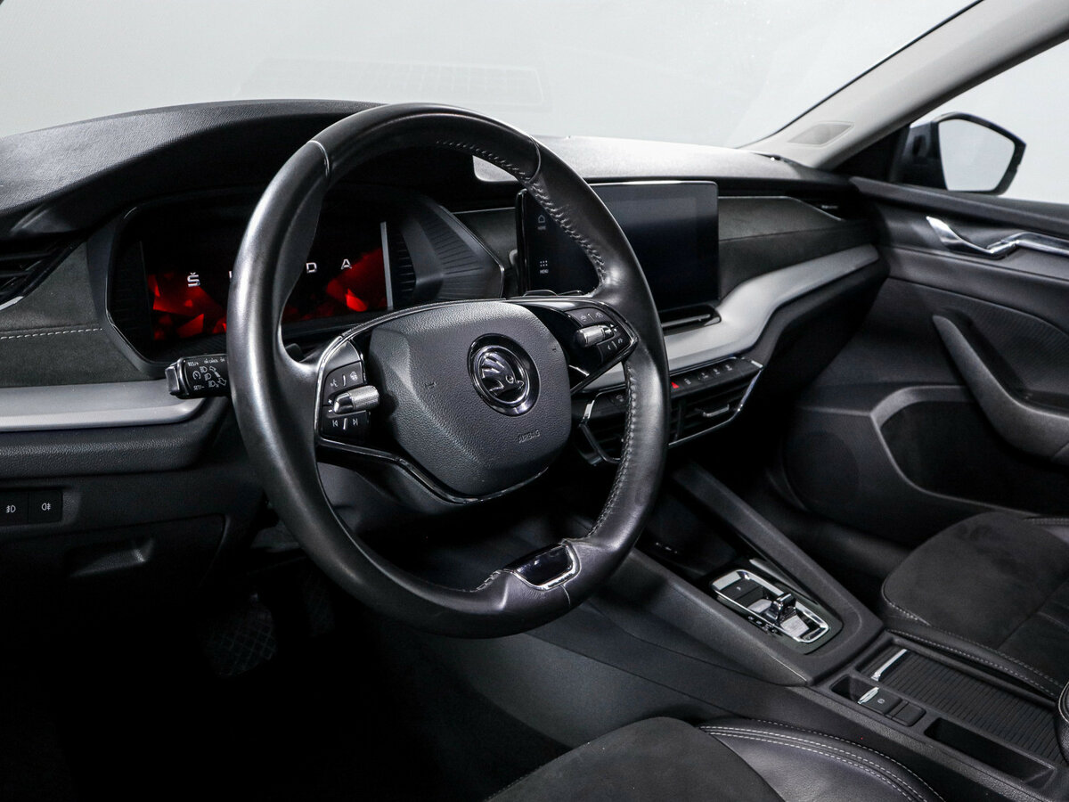 Skoda Octavia б/у, 2020, Автоматическая. Фото: #11