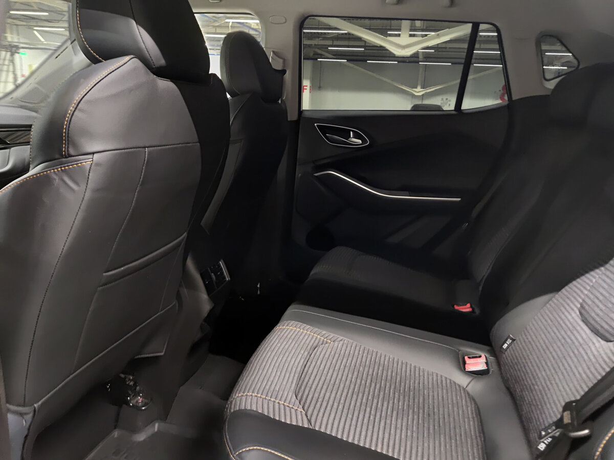 Москвич 3 б/у, 2023, Механическая. Фото: #11