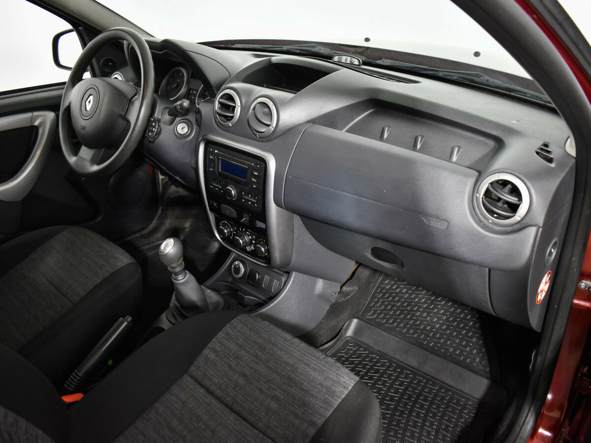 Renault Duster б/у, 2013, Механическая. Фото: #11