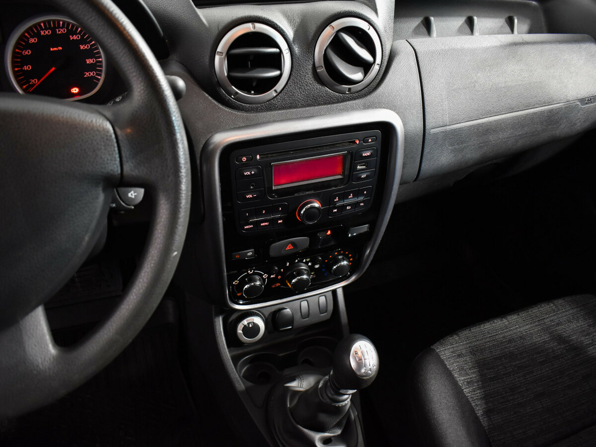 Renault Duster б/у, 2013, Механическая. Фото: #17