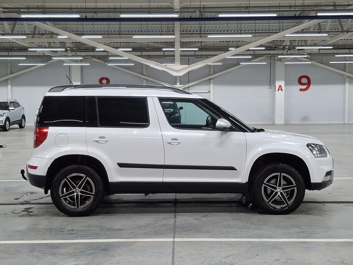 Skoda Yeti б/у, 2014, Механическая. Фото: #3