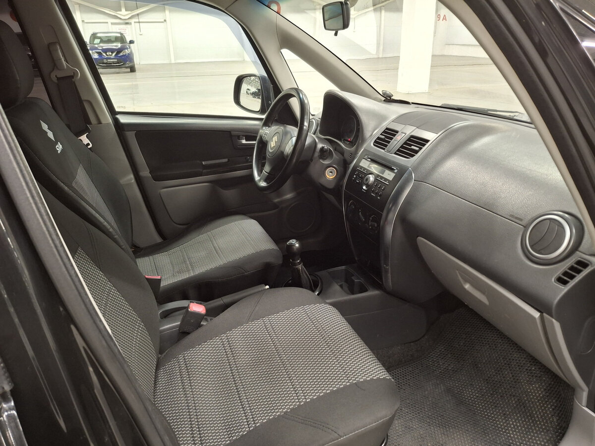 Suzuki SX4 б/у, 2012, Механическая. Фото: #10