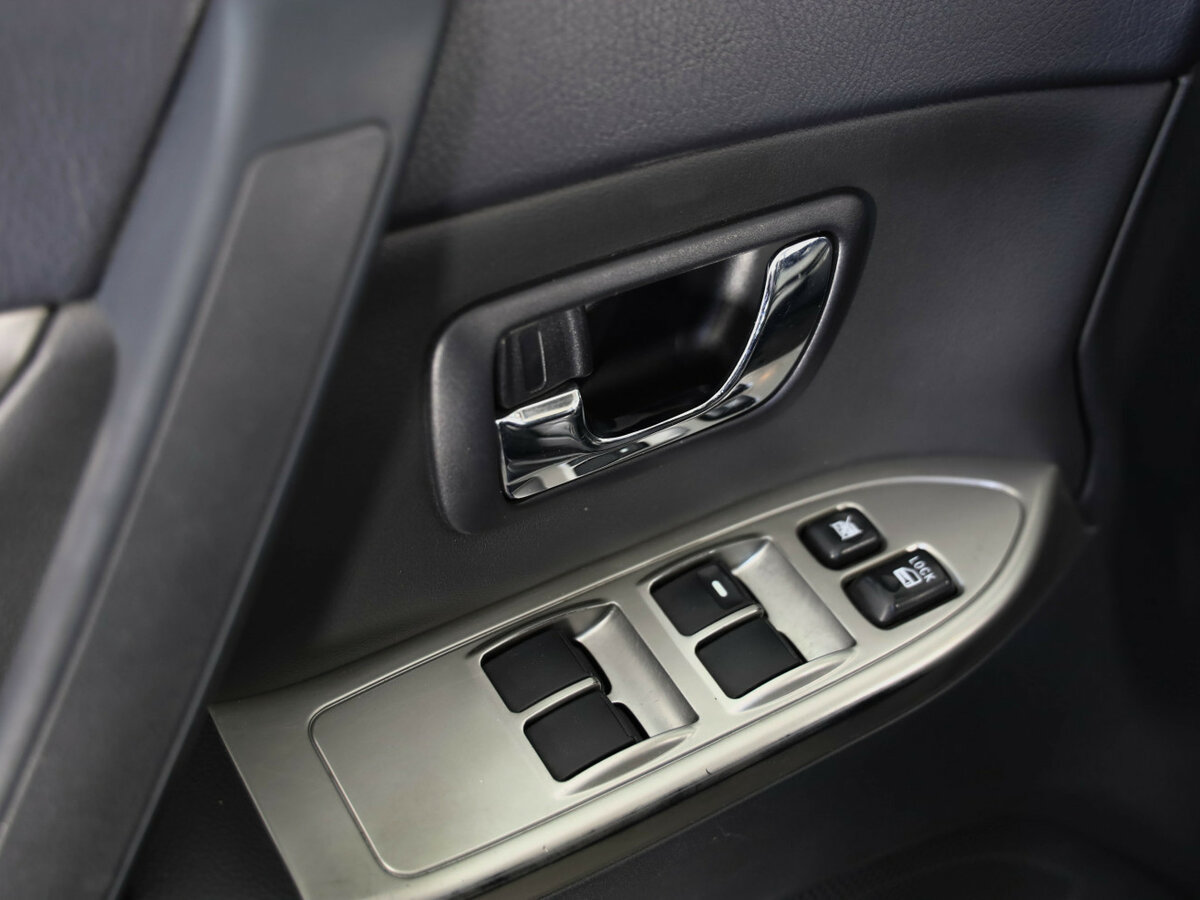 Mitsubishi Pajero б/у, 2013, Автоматическая. Фото: #16