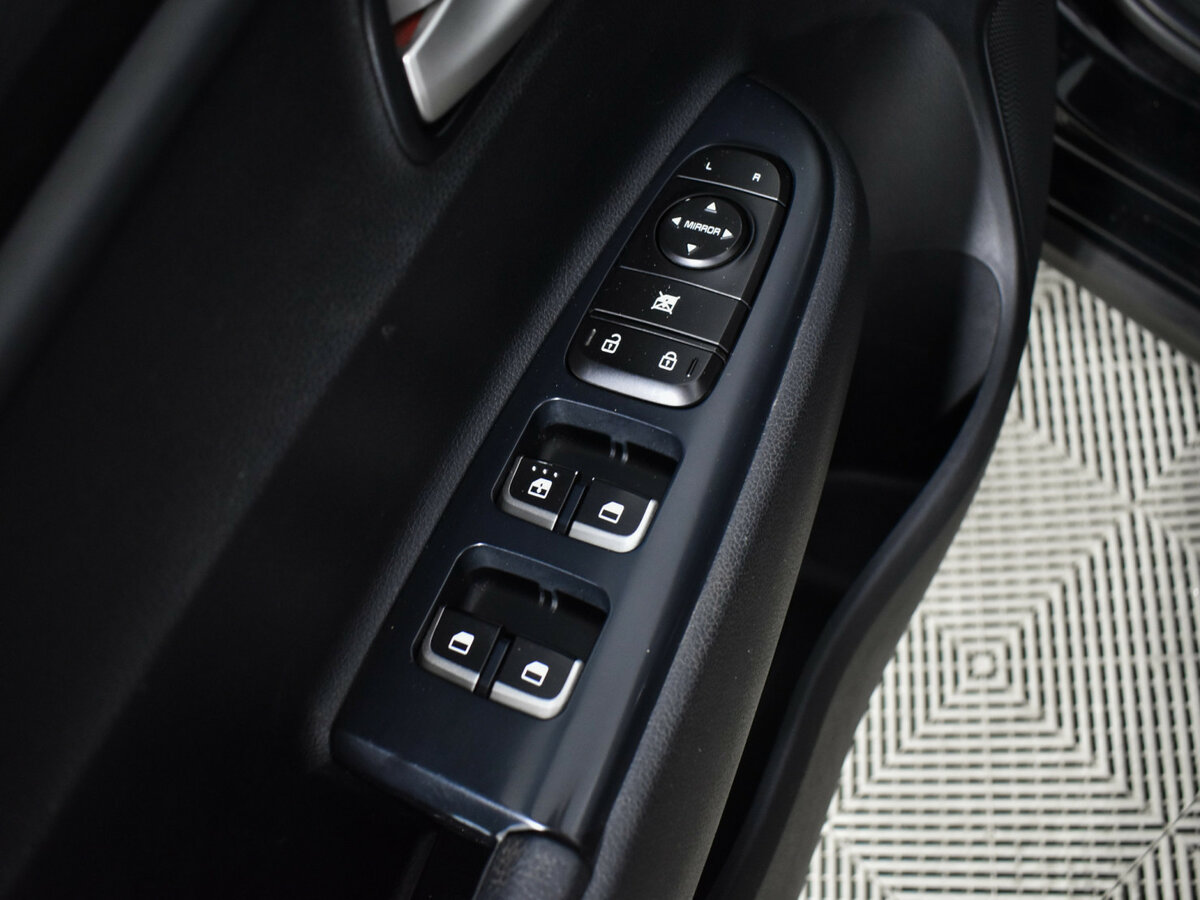 Kia Rio б/у, 2019, Автоматическая. Фото: #13