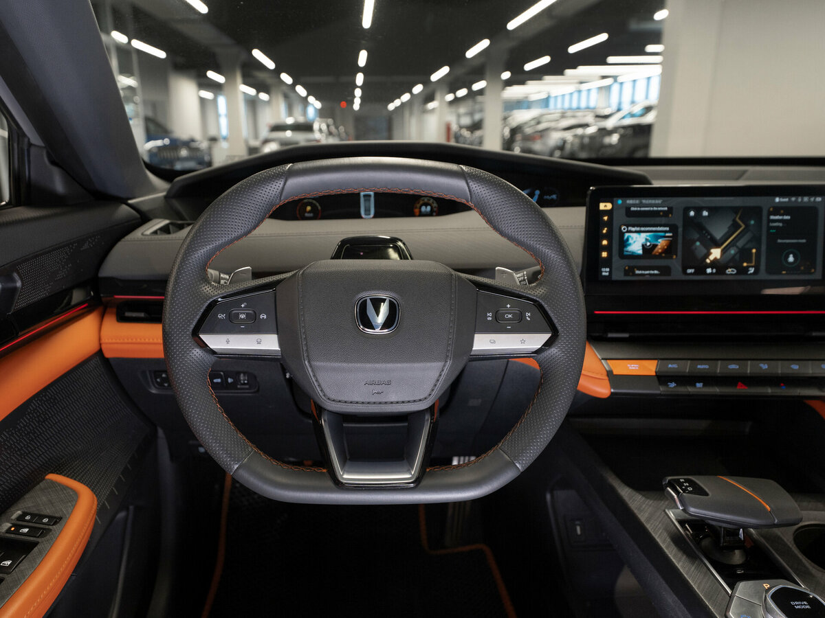 Чанган УНИ-В б/у, 2023, Роботизированная. Фото: #10