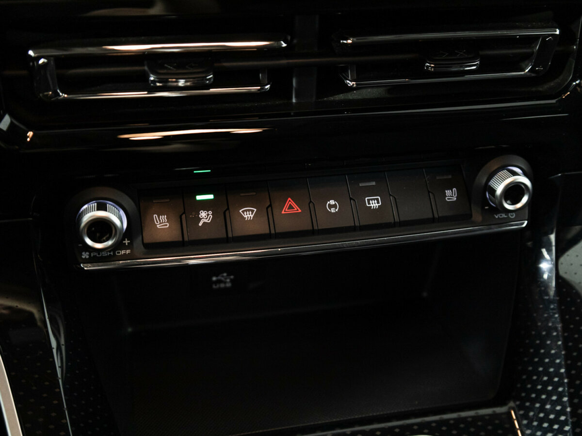 Хавал М6 б/у, 2024, Роботизированная. Фото: #15