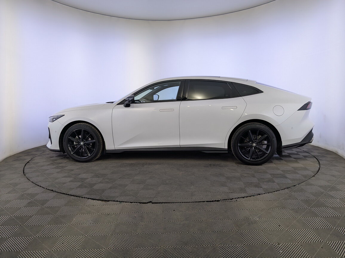 Changan UNI-V б/у, 2023, Роботизированная. Фото: #7