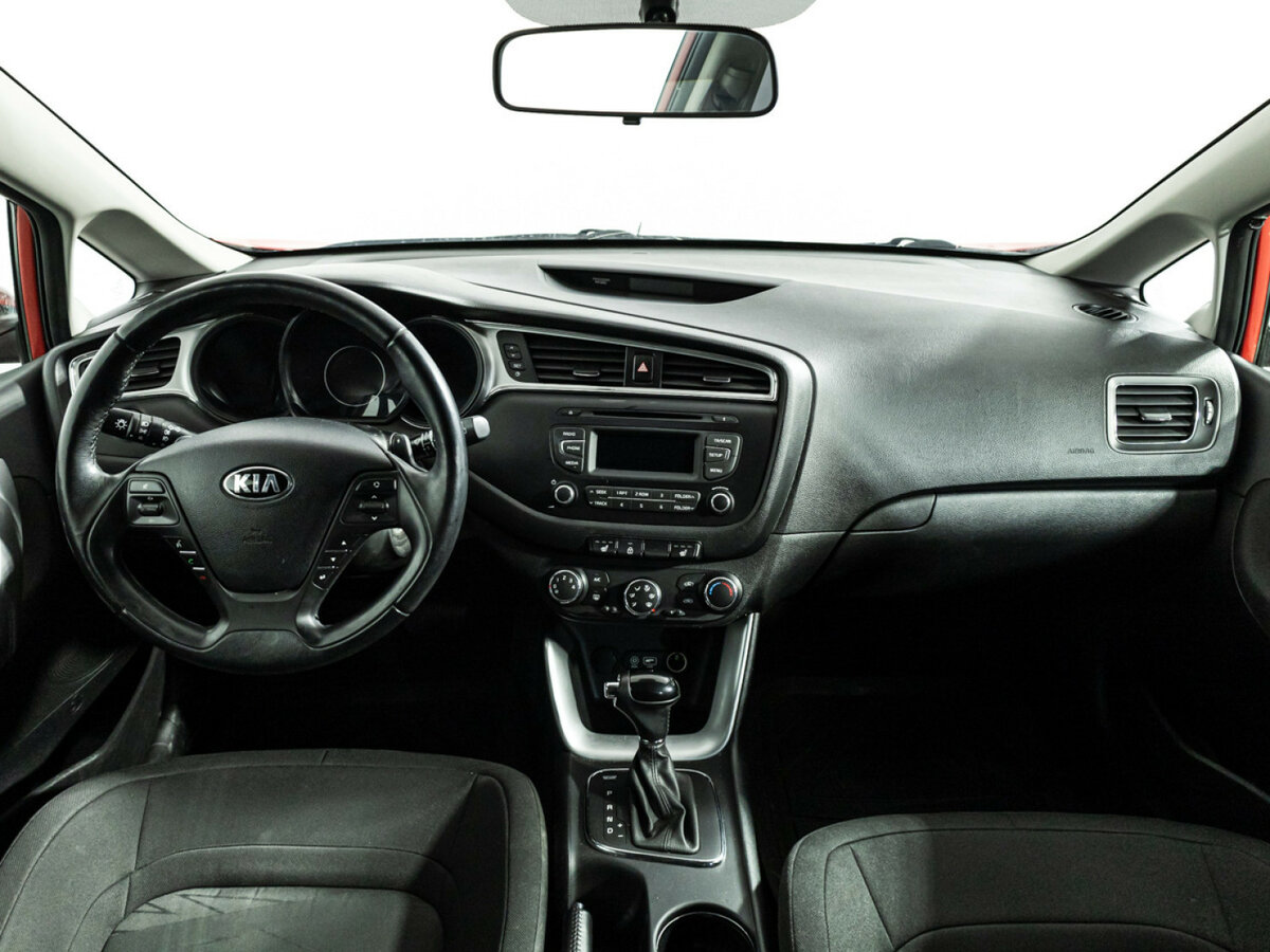 Kia Ceed б/у, 2016, Автоматическая. Фото: #12