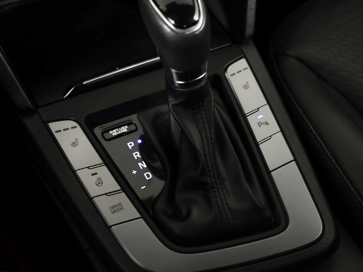 Hyundai Elantra б/у, 2016, Автоматическая. Фото: #11