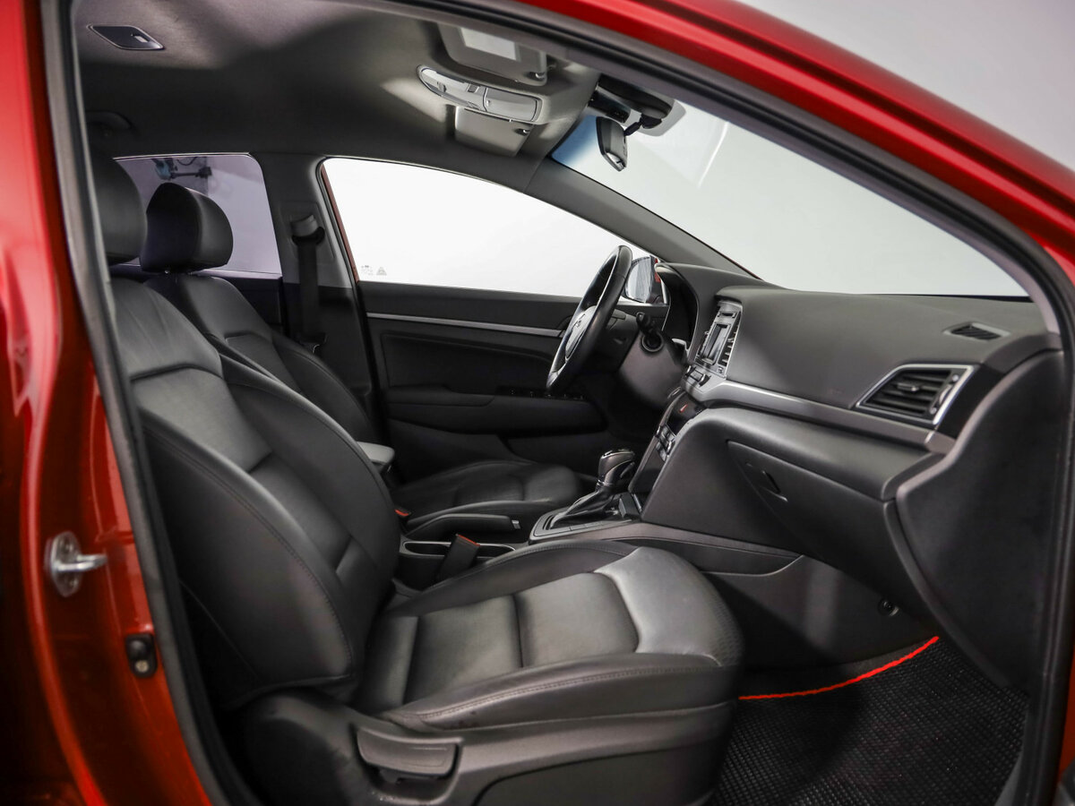 Hyundai Elantra б/у, 2016, Автоматическая. Фото: #18