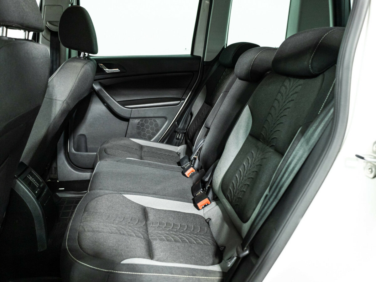 Skoda Yeti б/у, 2015, Автоматическая. Фото: #9