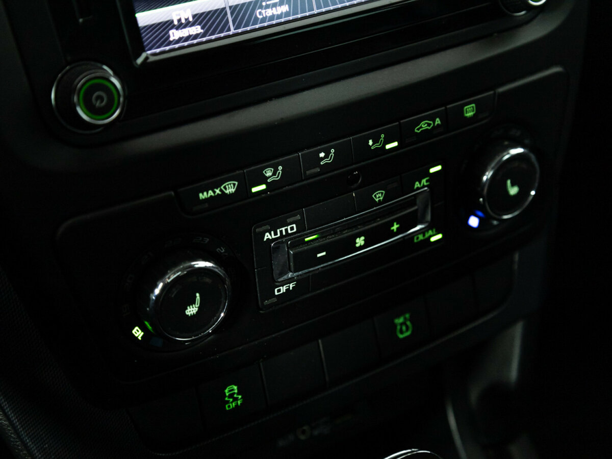 Skoda Yeti б/у, 2015, Автоматическая. Фото: #14