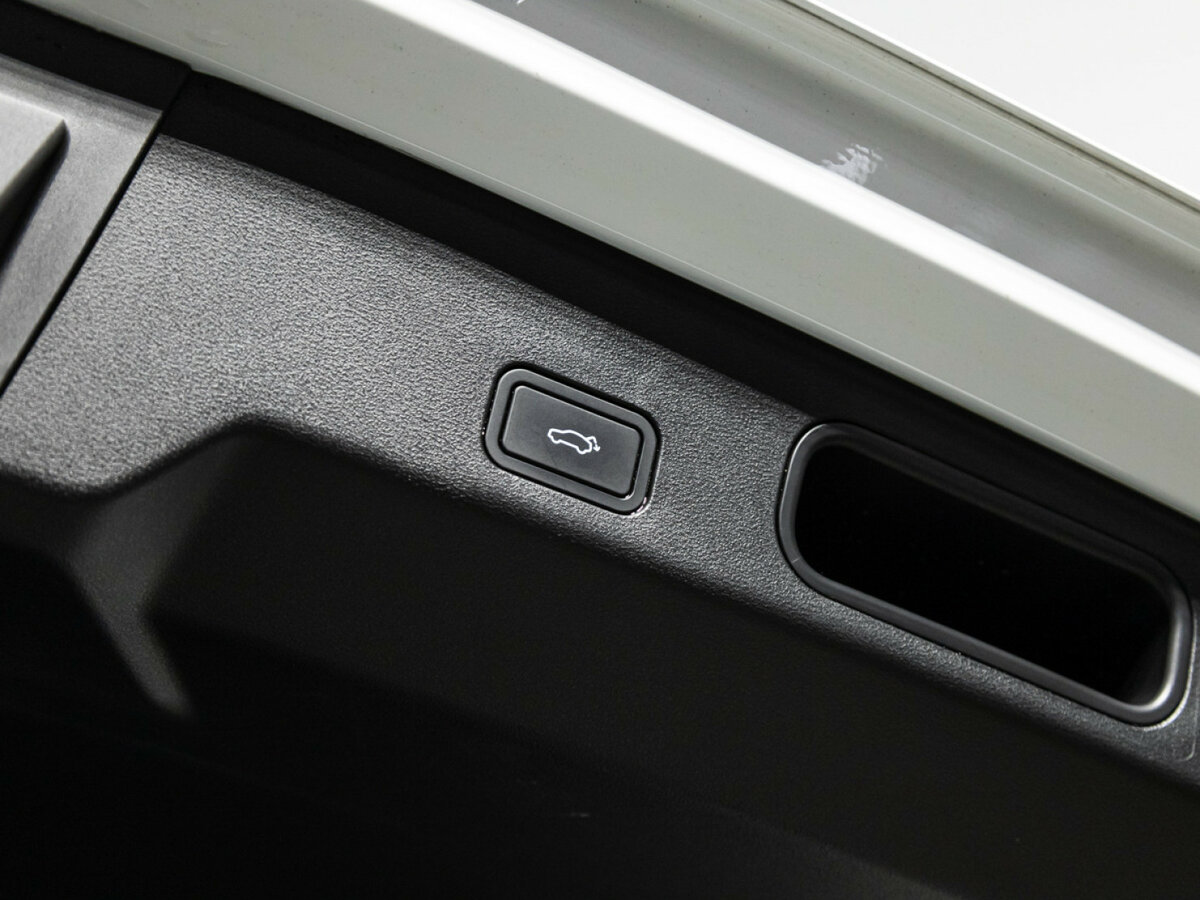 Geely Atlas б/у, 2024, Автоматическая. Фото: #17