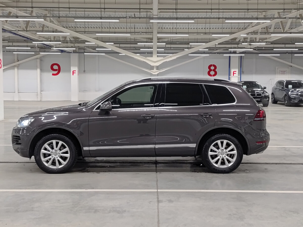 Volkswagen Touareg б/у, 2012, Автоматическая. Фото: #7