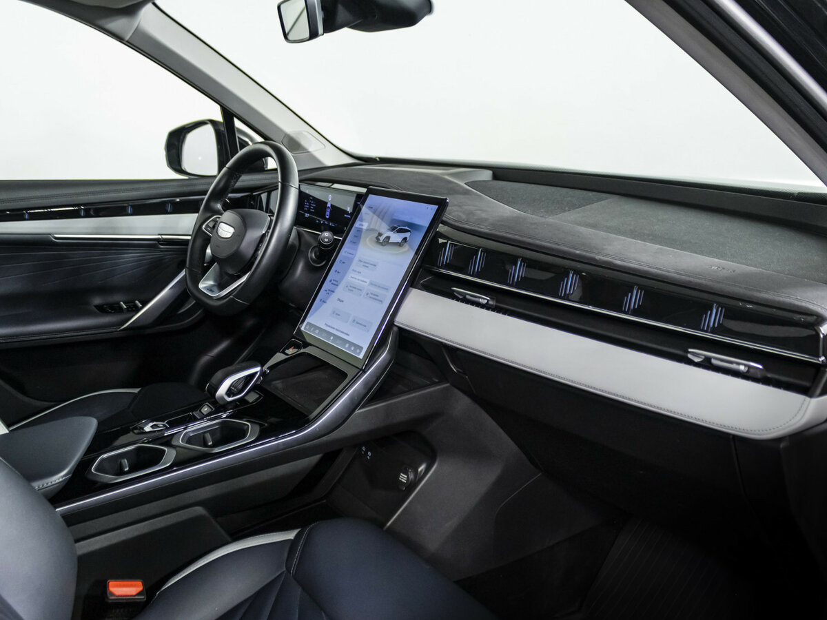 Geely Atlas б/у, 2024, Автоматическая. Фото: #6