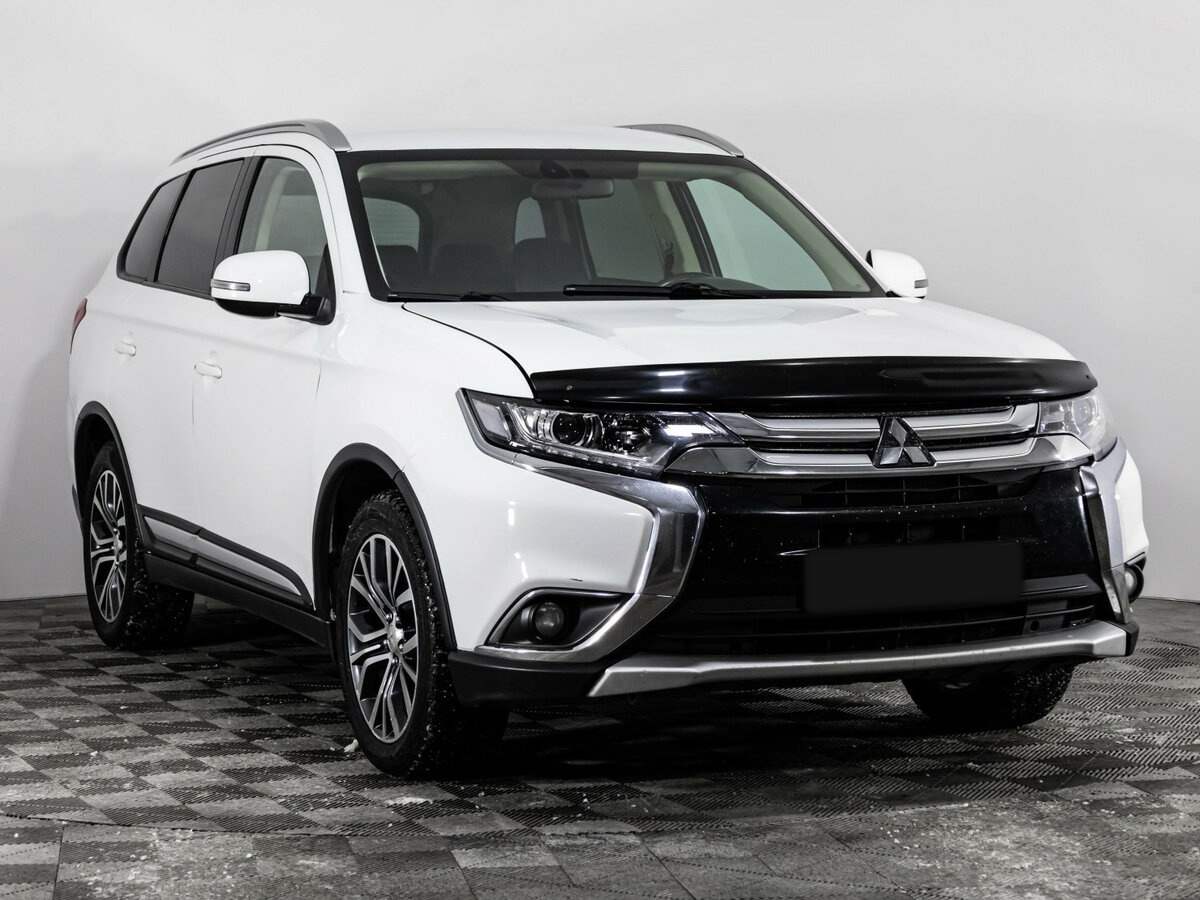 Mitsubishi Outlander б/у, 2017, Вариатор. Фото: #2