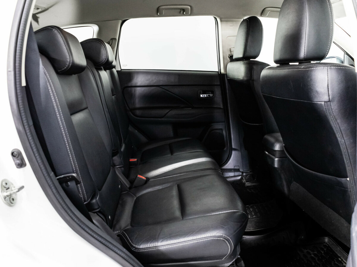 Mitsubishi Outlander б/у, 2017, Вариатор. Фото: #14