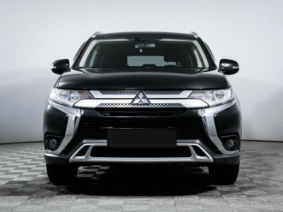 Mitsubishi Outlander б/у, 2019, Вариатор. Фото: #1