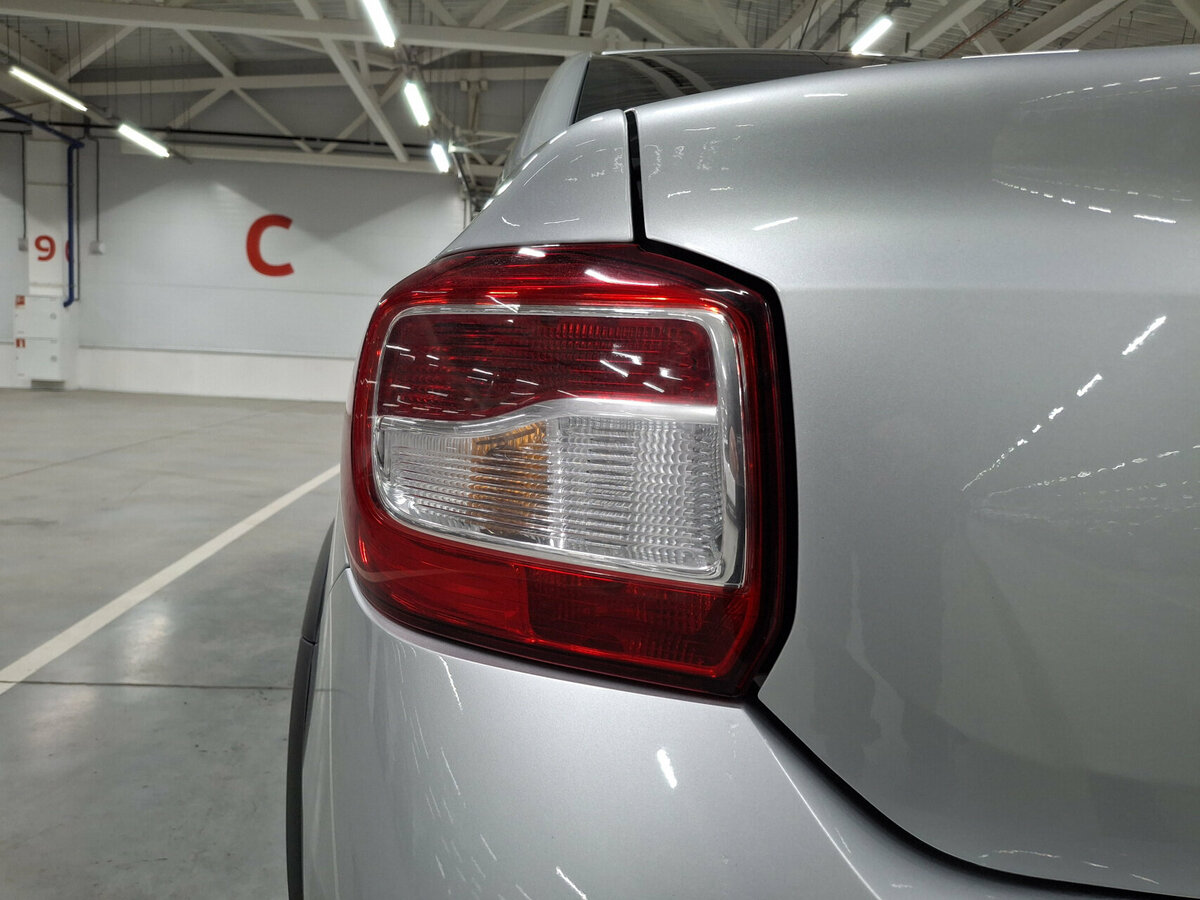 Рено Логан б/у, 2020, Автоматическая. Фото: #8