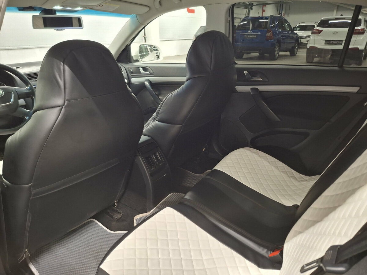 Skoda Octavia б/у, 2012, Механическая. Фото: #11