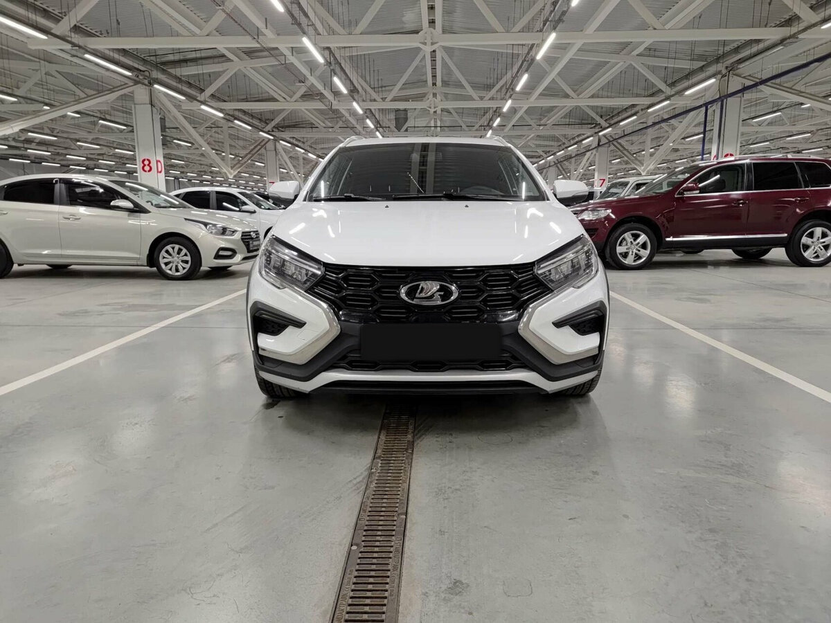 Лада (ВАЗ) Веста б/у, 2024, Вариатор. Фото: #1