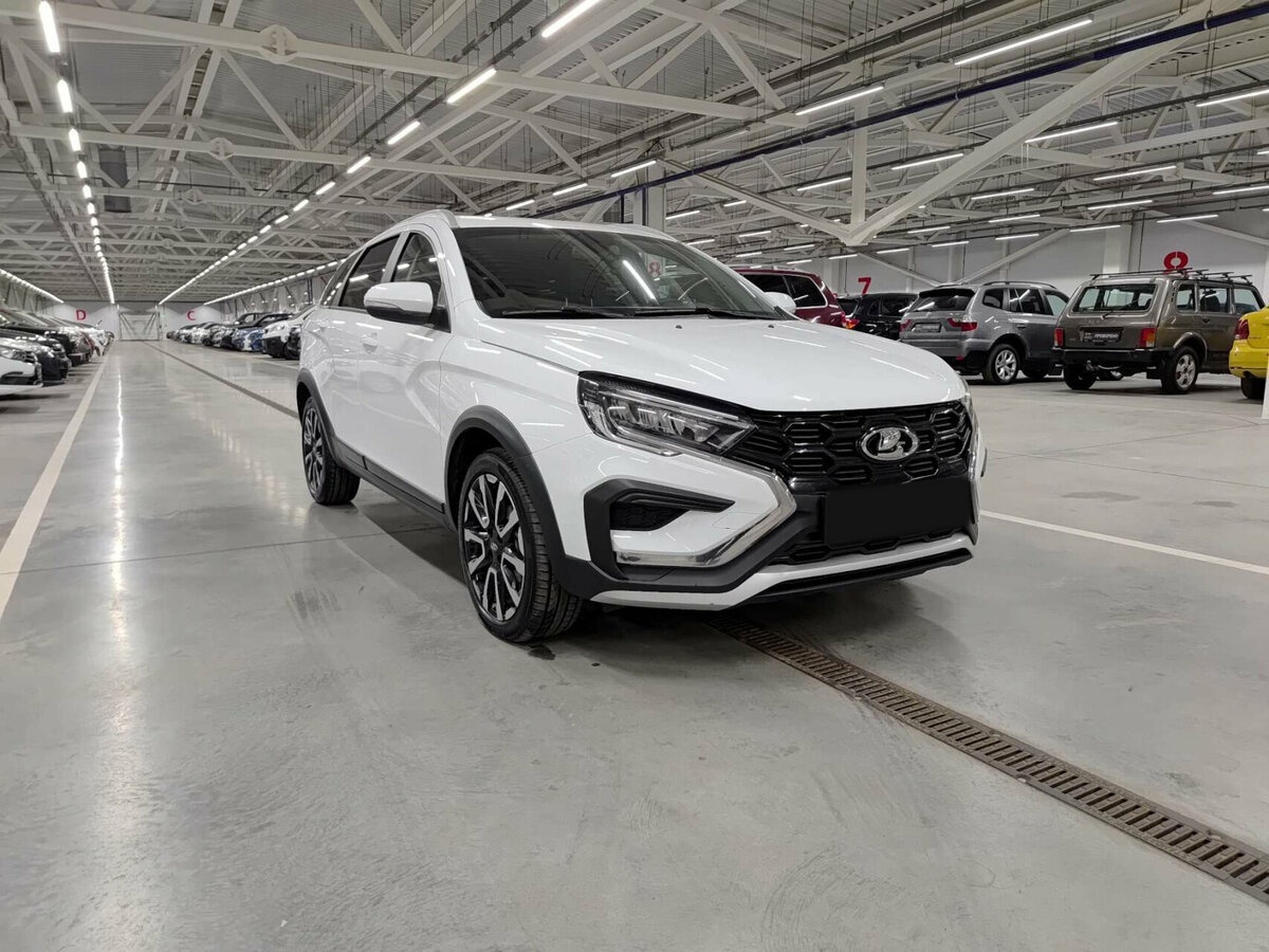 Лада (ВАЗ) Веста б/у, 2024, Вариатор. Фото: #2