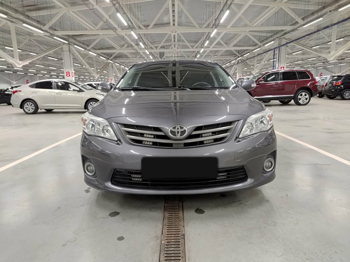 Тойота Королла б/у, 2012, Механическая. Фото: #1