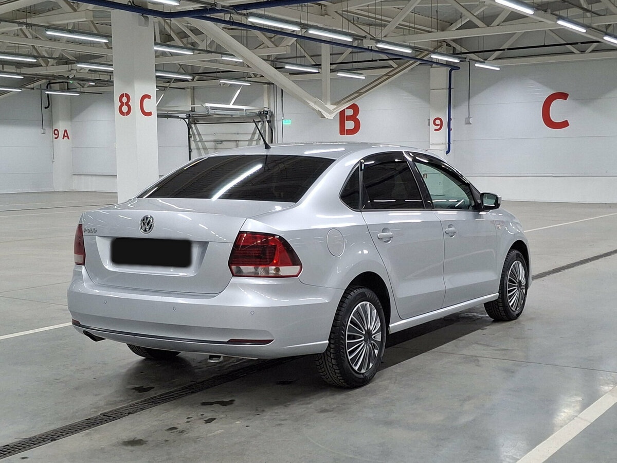 Фольксваген Поло б/у, 2015, Автоматическая. Фото: #4