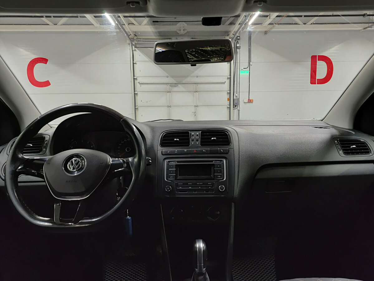 Фольксваген Поло б/у, 2015, Автоматическая. Фото: #13