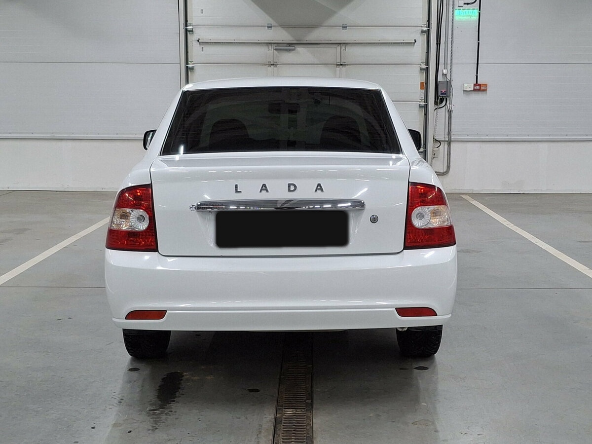 Lada (ВАЗ) Priora б/у, 2017, Механическая. Фото: #5