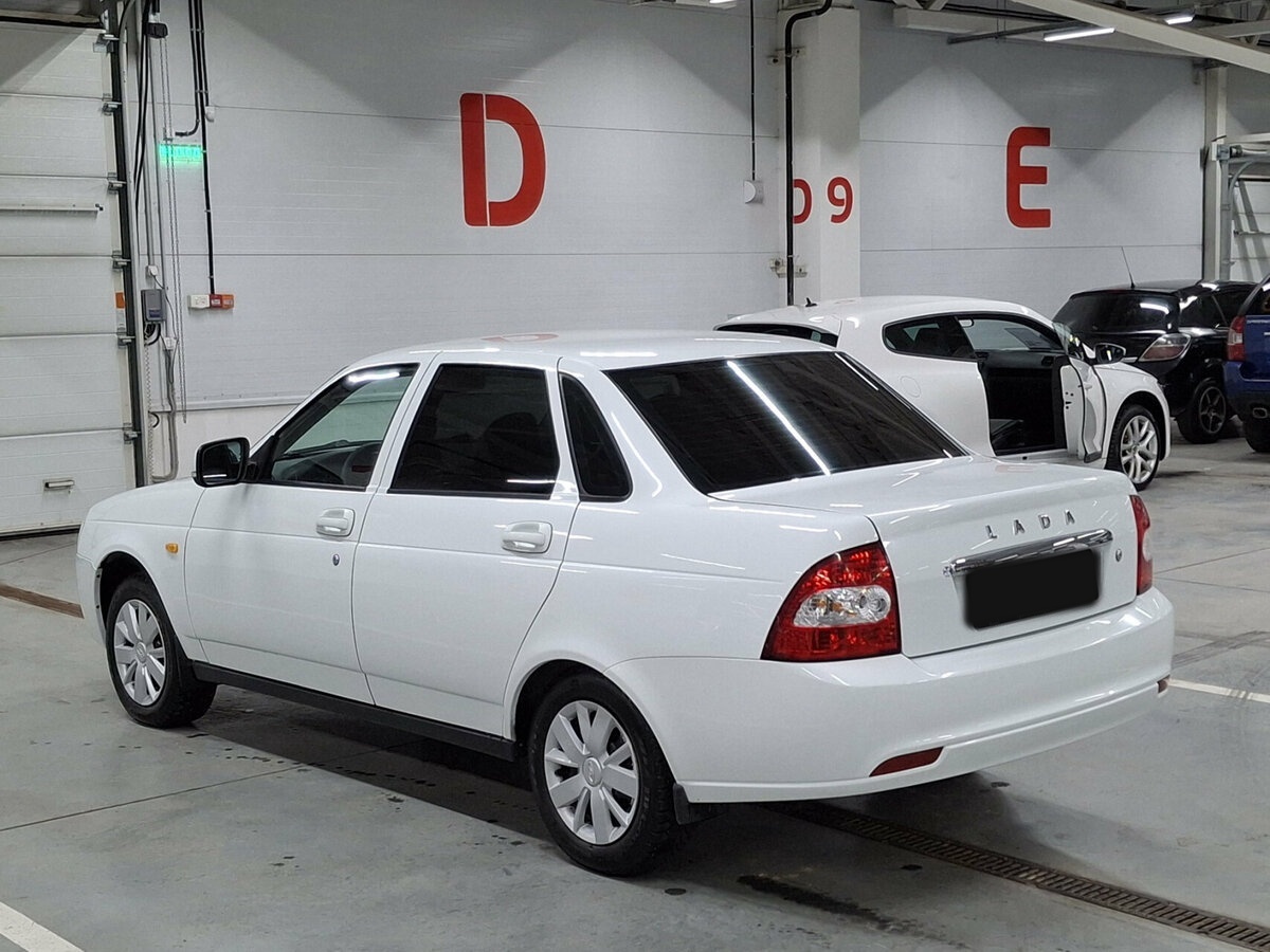 Lada (ВАЗ) Priora б/у, 2017, Механическая. Фото: #6