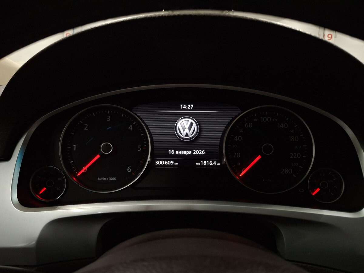 Фольксваген Туарег б/у, 2013, Автоматическая. Фото: #12