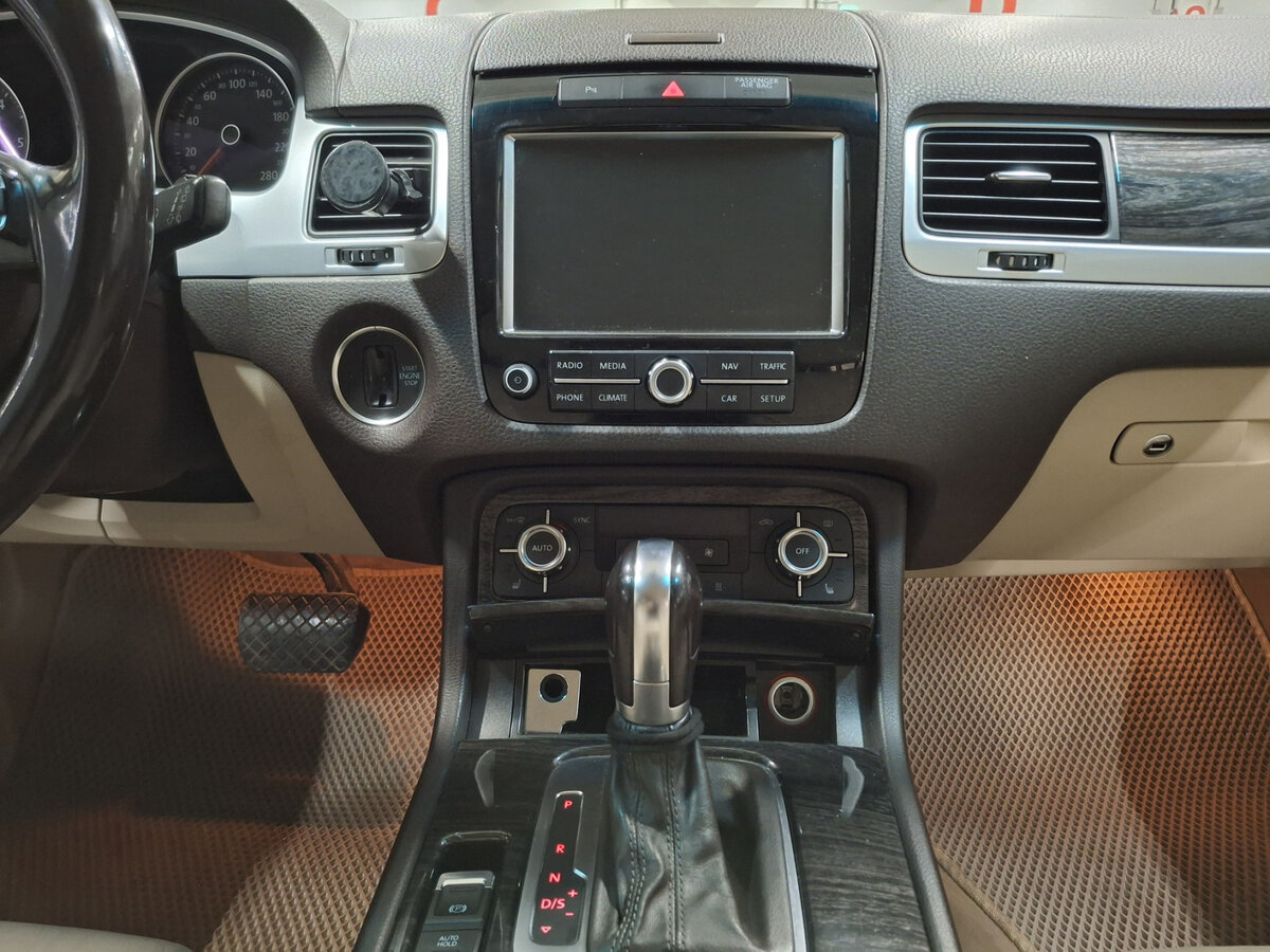 Фольксваген Туарег б/у, 2013, Автоматическая. Фото: #14